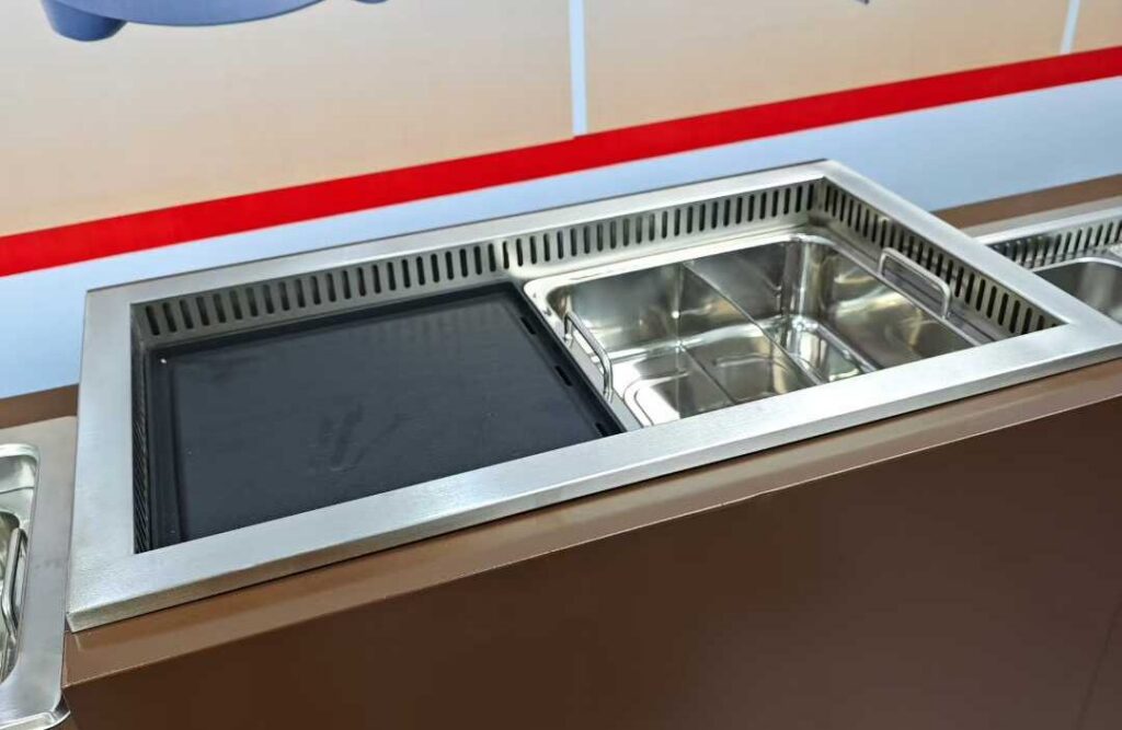 Built-in commercial hot pot cooker for restaurant table